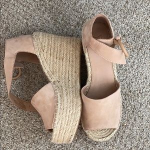 Marc Fisher Wedges